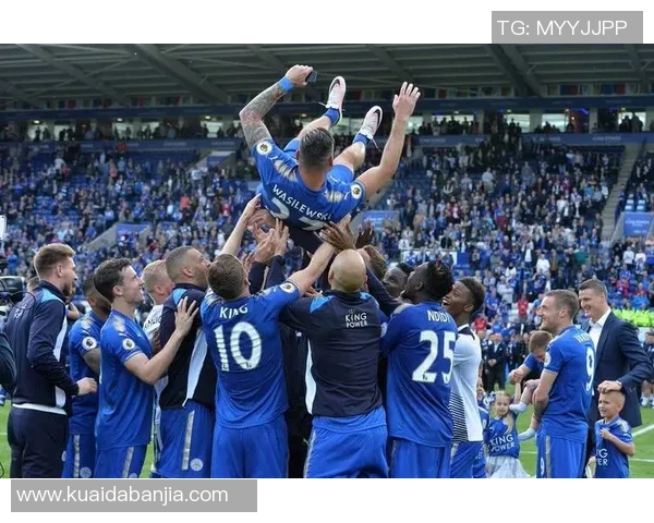 聚尔特与安德莱赫特的精彩对决揭示足球战术与团队合作的魅力 聚尔特与安德莱赫特的精彩对决揭示足球战术与团队合作的魅力