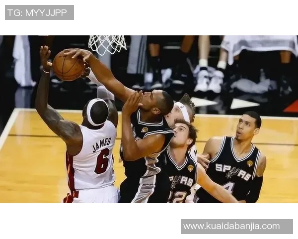热火与马刺第六场激战回顾NBA总决赛历史性对决的精彩瞬间与关键时刻