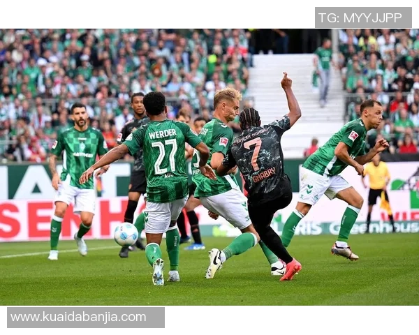 1-0，25岁日本球星闪烁欧洲：助德甲第12掀翻德甲第9